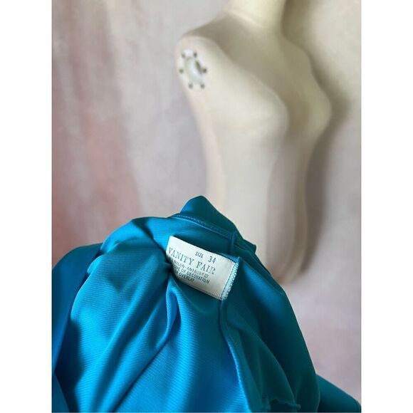 Vintage Vanity Fair Slip Dress Nightgown - Picture 6 of 6